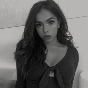 Meet your Posher, Tenisha